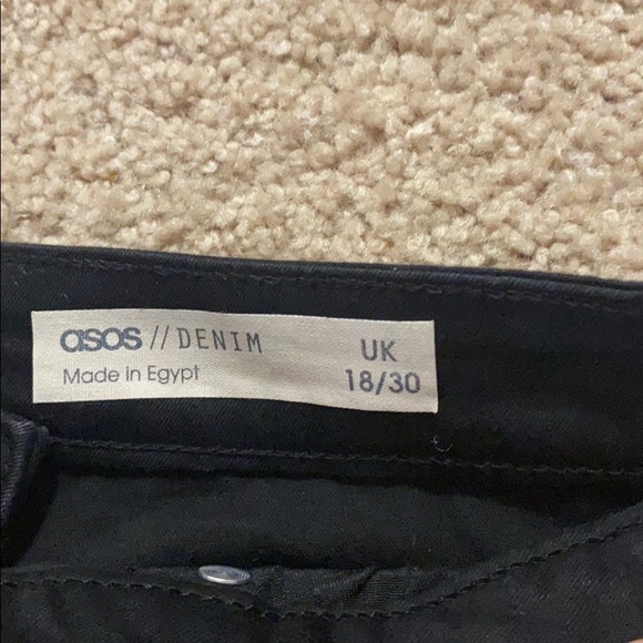 Black pants - Picture 2 of 3